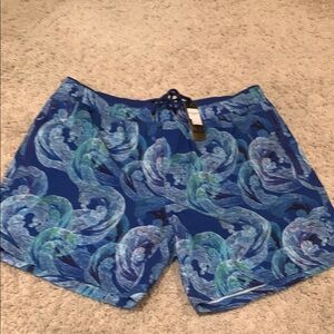 Blue Wave Pattern Men's Swim Shorts